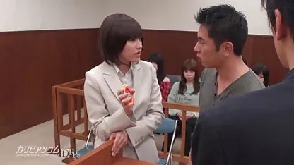 У підтяжках блондинка німецька молода жінка Сабріна Картьєр трахкала в пазли