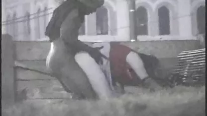 Гейлер Драєр у мотоциклетній майстерні