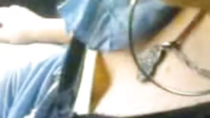 Рудавеча рогова повія веде табу спірні ігри в отвір Слави