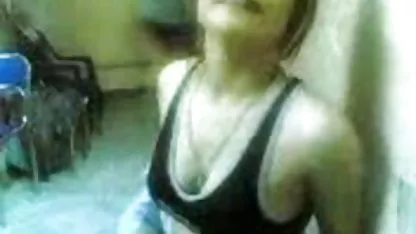 Молоді латинські лесбіянки