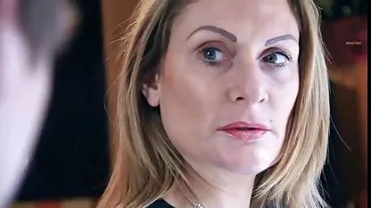 Дві еротичні дівчата облизують кицьки