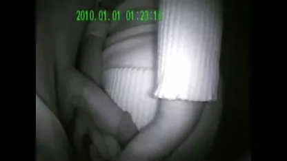 Кицька для азіатської дівчини