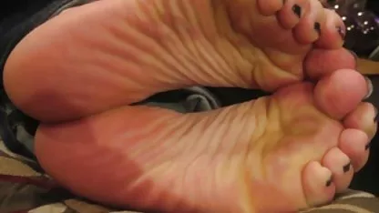 Витрачена домогосподарка виконує свою мрію