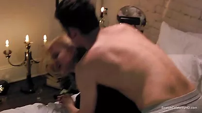 Озброєний трусиками на хвості