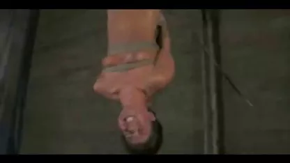 Allie Haze молоко і смокче як професіонал