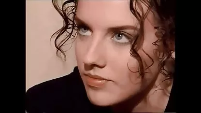 Німецька вдова принижує людину до смерті