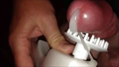 Він хоче схватити її пігтейлами і ебать її