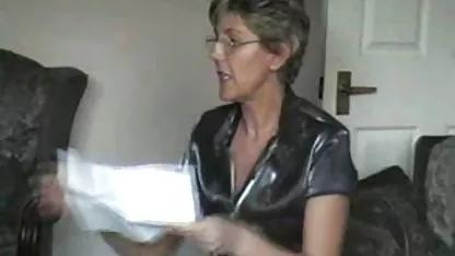 Чудові вирощені великі підлітки сиськи