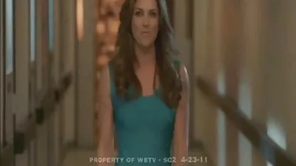 Молода сука спонтанно дує півень