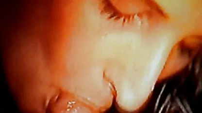 Навіть підлітка вже голіть кубики