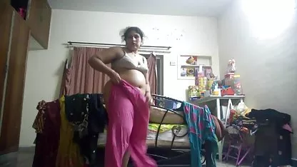 Кассандра Круз облизала